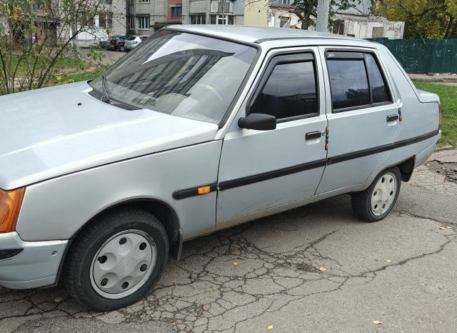 Серый ЗАЗ 1103 Славута, объемом двигателя 1.2 л и пробегом 108 тыс. км за 800 $, фото 1 на Automoto.ua