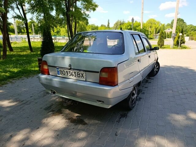 Серый ЗАЗ 1103 Славута, объемом двигателя 1.2 л и пробегом 195 тыс. км за 900 $, фото 3 на Automoto.ua