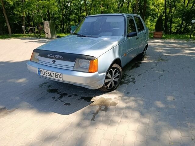 Серый ЗАЗ 1103 Славута, объемом двигателя 1.2 л и пробегом 195 тыс. км за 900 $, фото 1 на Automoto.ua