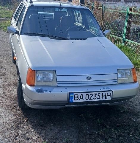 Серый ЗАЗ 1103 Славута, объемом двигателя 1.3 л и пробегом 127 тыс. км за 1500 $, фото 2 на Automoto.ua