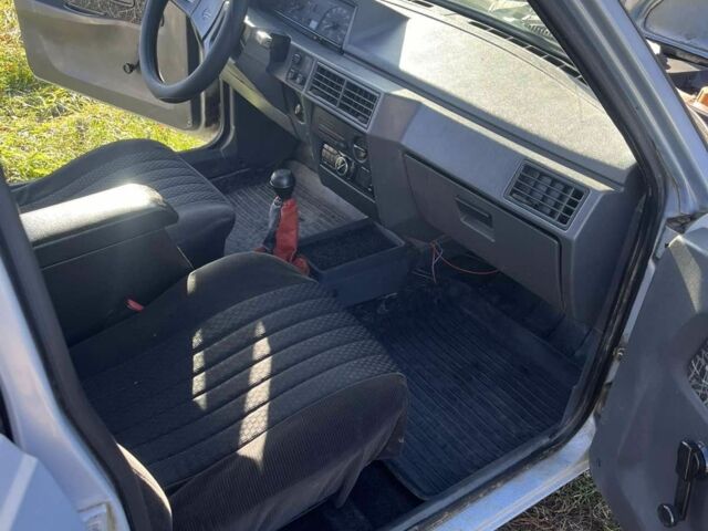 Сірий ЗАЗ 1103 Славута, об'ємом двигуна 1.2 л та пробігом 150 тис. км за 1100 $, фото 6 на Automoto.ua