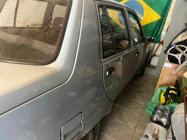 ЗАЗ 1103 Славута 2004 в Одессе на Automoto.ua Серый ЗАЗ 1103 Славута, объемом двигателя 1.2 л и пробегом 250 тыс. км за 1000 $, фото 4 на Automoto.ua