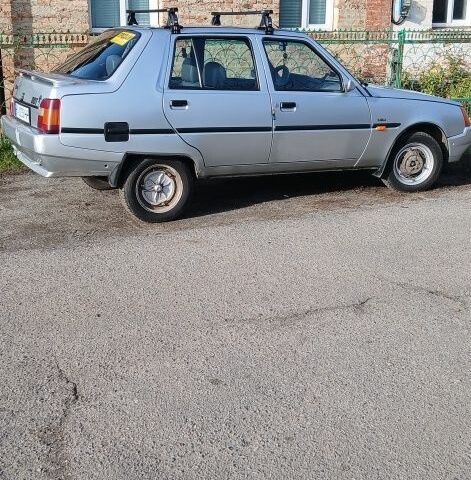 Серый ЗАЗ 1103 Славута, объемом двигателя 1.3 л и пробегом 127 тыс. км за 1500 $, фото 3 на Automoto.ua