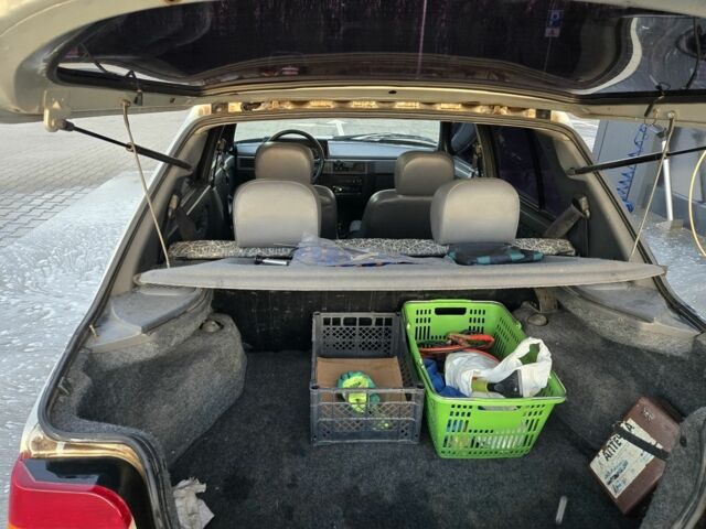 Серый ЗАЗ 1103 Славута, объемом двигателя 1.2 л и пробегом 110 тыс. км за 1500 $, фото 5 на Automoto.ua