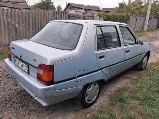 Серый ЗАЗ 1103 Славута, объемом двигателя 0 л и пробегом 130 тыс. км за 850 $, фото 2 на Automoto.ua