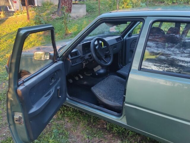 Серый ЗАЗ 1103 Славута, объемом двигателя 1.2 л и пробегом 176 тыс. км за 1199 $, фото 6 на Automoto.ua