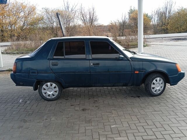 Серый ЗАЗ 1103 Славута, объемом двигателя 1 л и пробегом 171 тыс. км за 1290 $, фото 1 на Automoto.ua