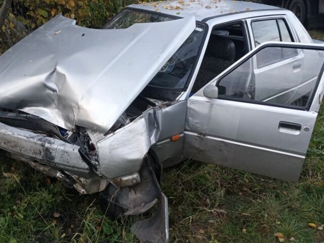 Сірий ЗАЗ 1103 Славута, об'ємом двигуна 1.2 л та пробігом 125 тис. км за 300 $, фото 4 на Automoto.ua