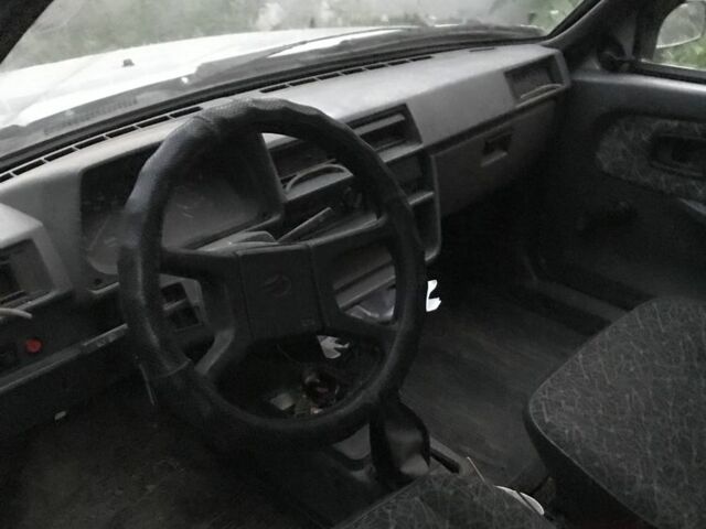 Сірий ЗАЗ 1103 Славута, об'ємом двигуна 1.2 л та пробігом 150 тис. км за 924 $, фото 3 на Automoto.ua