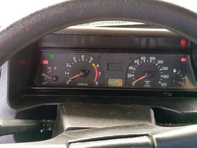 Серый ЗАЗ 1103 Славута, объемом двигателя 1 л и пробегом 171 тыс. км за 1290 $, фото 7 на Automoto.ua