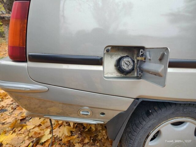 Серый ЗАЗ 1103 Славута, объемом двигателя 1.2 л и пробегом 100 тыс. км за 2000 $, фото 7 на Automoto.ua