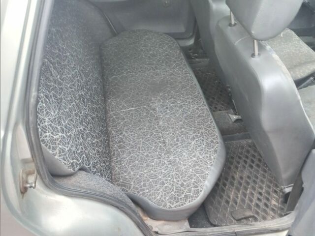 Серый ЗАЗ 1103 Славута, объемом двигателя 1.2 л и пробегом 170 тыс. км за 547 $, фото 7 на Automoto.ua