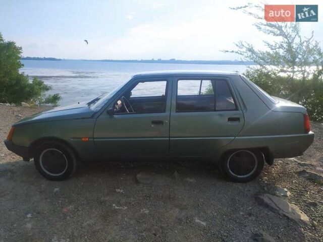 Сірий ЗАЗ 1103 Славута, об'ємом двигуна 1.2 л та пробігом 75 тис. км за 1300 $, фото 1 на Automoto.ua