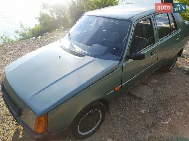 Сірий ЗАЗ 1103 Славута, об'ємом двигуна 1.2 л та пробігом 75 тис. км за 1300 $, фото 7 на Automoto.ua