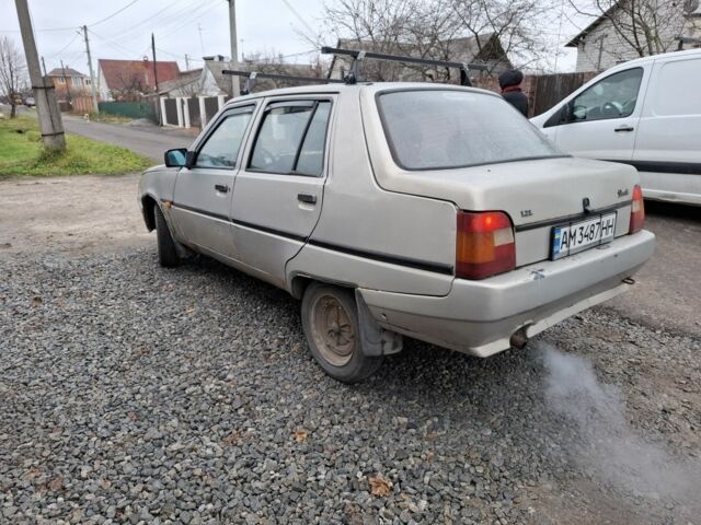 Серый ЗАЗ 1103 Славута, объемом двигателя 1.2 л и пробегом 280 тыс. км за 950 $, фото 4 на Automoto.ua