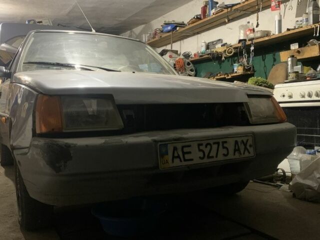 Серый ЗАЗ 1103 Славута, объемом двигателя 1.2 л и пробегом 147 тыс. км за 900 $, фото 2 на Automoto.ua