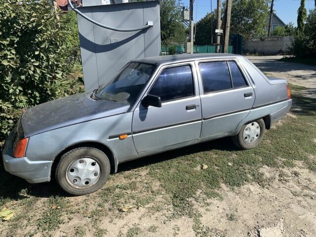 Серый ЗАЗ 1103 Славута, объемом двигателя 1.2 л и пробегом 150 тыс. км за 1200 $, фото 4 на Automoto.ua