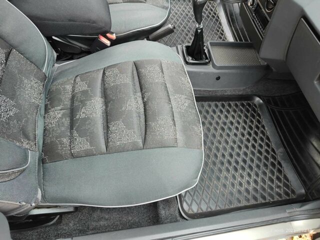 Серый ЗАЗ 1103 Славута, объемом двигателя 1.2 л и пробегом 100 тыс. км за 2000 $, фото 16 на Automoto.ua