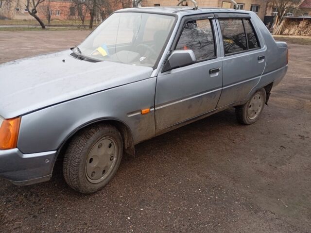 Серый ЗАЗ 1103 Славута, объемом двигателя 0 л и пробегом 112 тыс. км за 1400 $, фото 3 на Automoto.ua