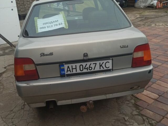 Серый ЗАЗ 1103 Славута, объемом двигателя 1.2 л и пробегом 170 тыс. км за 547 $, фото 4 на Automoto.ua