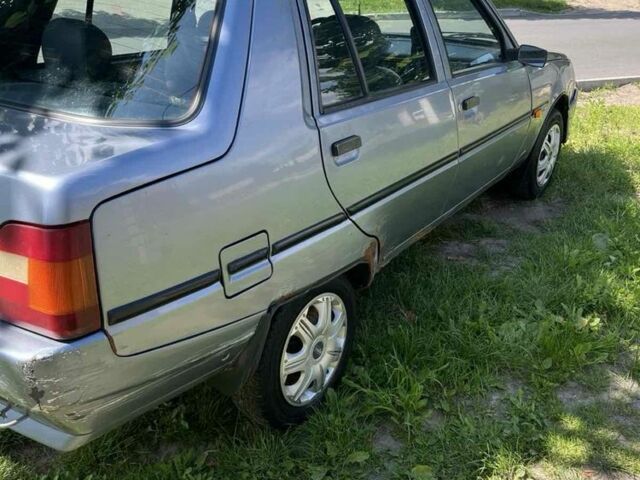 Серый ЗАЗ 1103 Славута, объемом двигателя 1.2 л и пробегом 90 тыс. км за 800 $, фото 2 на Automoto.ua