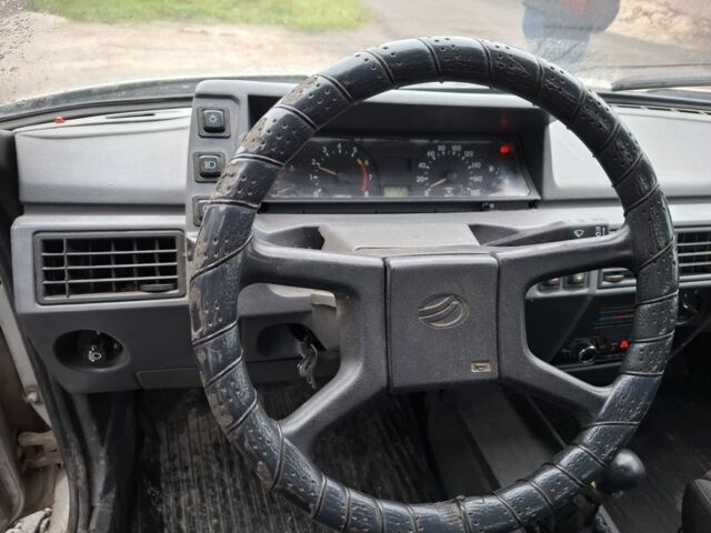 Серый ЗАЗ 1103 Славута, объемом двигателя 1.2 л и пробегом 280 тыс. км за 950 $, фото 7 на Automoto.ua