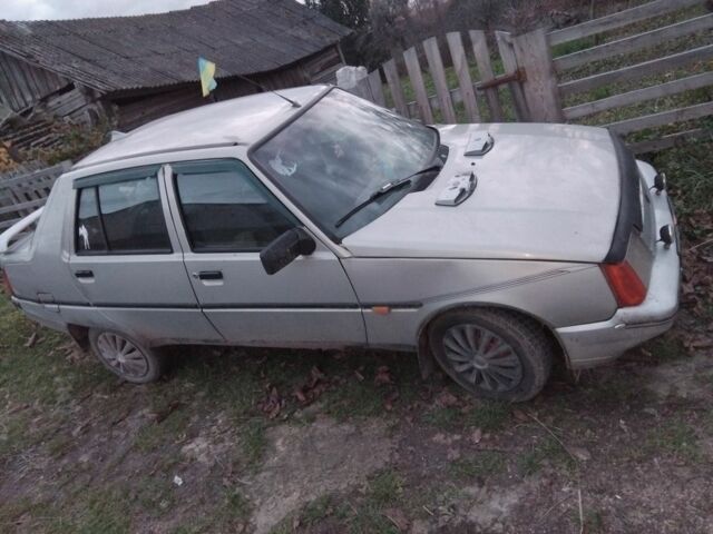 Серый ЗАЗ 1103 Славута, объемом двигателя 1 л и пробегом 137 тыс. км за 1000 $, фото 2 на Automoto.ua