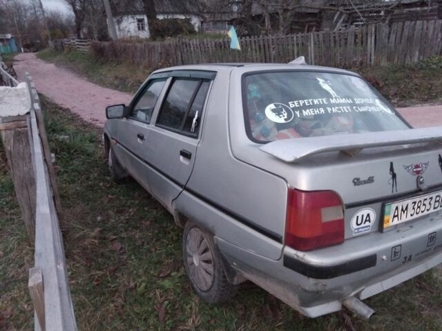 Серый ЗАЗ 1103 Славута, объемом двигателя 1 л и пробегом 137 тыс. км за 1000 $, фото 3 на Automoto.ua