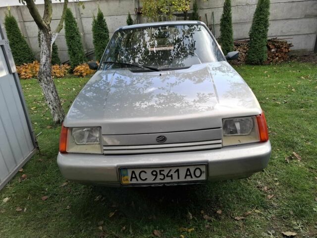 ЗАЗ 1103 Славута 2008 в Луцке на Automoto.ua Серый ЗАЗ 1103 Славута, объемом двигателя 1.3 л и пробегом 58 тыс. км за 2000 $, фото 5 на Automoto.ua