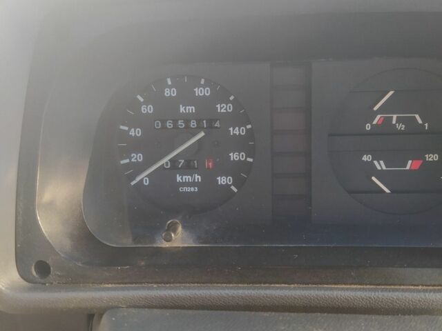 Серый ЗАЗ 1103 Славута, объемом двигателя 1.2 л и пробегом 65 тыс. км за 1400 $, фото 4 на Automoto.ua