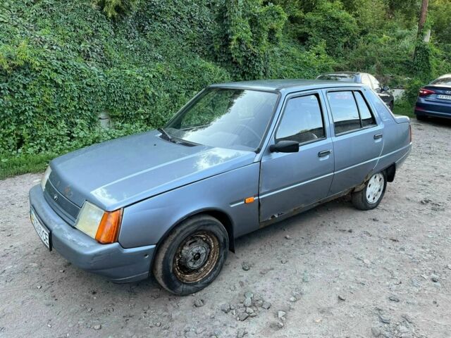 Сірий ЗАЗ 1103 Славута, об'ємом двигуна 1.3 л та пробігом 65 тис. км за 550 $, фото 1 на Automoto.ua