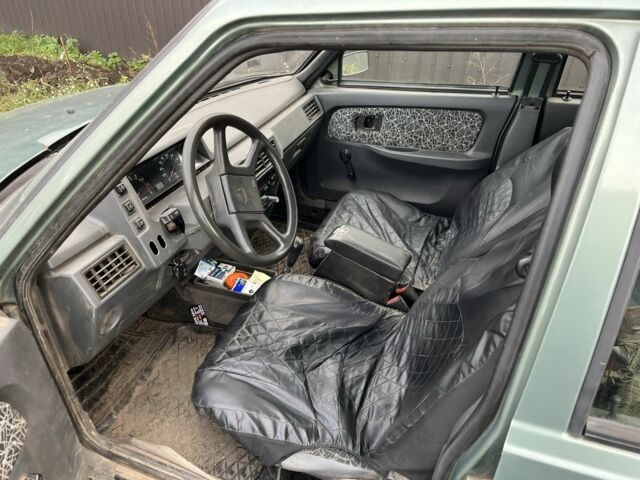 Серый ЗАЗ 1103 Славута, объемом двигателя 1.3 л и пробегом 161 тыс. км за 700 $, фото 4 на Automoto.ua