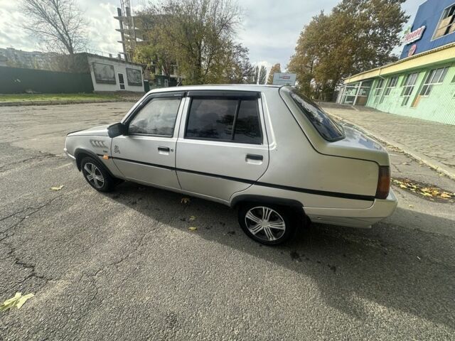 Сірий ЗАЗ 1103 Славута, об'ємом двигуна 1.2 л та пробігом 133 тис. км за 1100 $, фото 3 на Automoto.ua