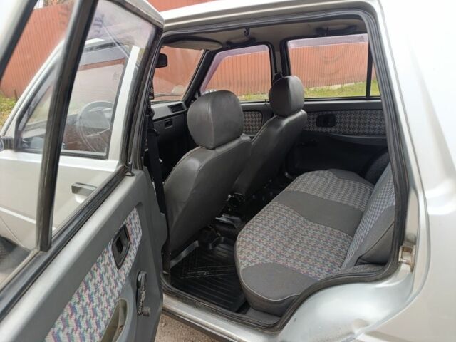 Серый ЗАЗ 1103 Славута, объемом двигателя 1.2 л и пробегом 165 тыс. км за 950 $, фото 10 на Automoto.ua