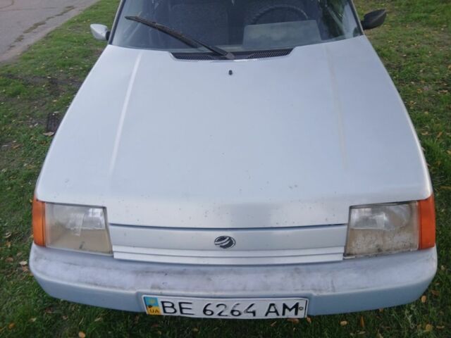 Серый ЗАЗ 1103 Славута, объемом двигателя 1.3 л и пробегом 300 тыс. км за 1200 $, фото 4 на Automoto.ua