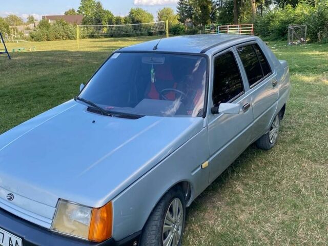 Сірий ЗАЗ 1103 Славута, об'ємом двигуна 0 л та пробігом 100 тис. км за 720 $, фото 3 на Automoto.ua