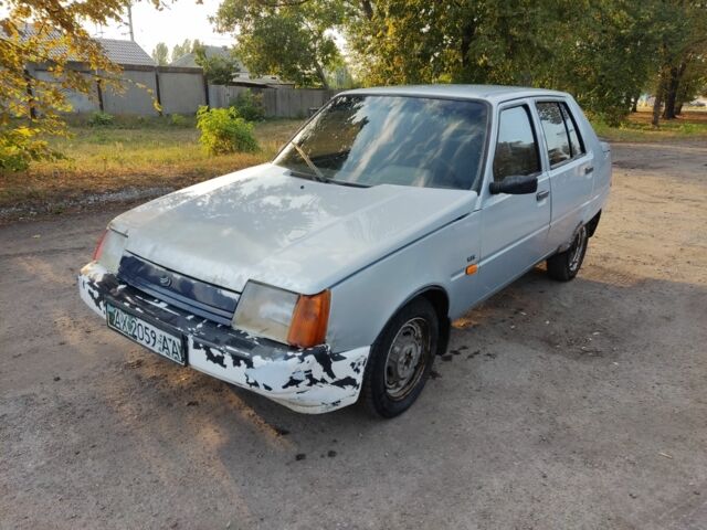 Серый ЗАЗ 1103 Славута, объемом двигателя 1.2 л и пробегом 100 тыс. км за 594 $, фото 4 на Automoto.ua