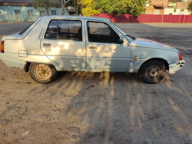 Серый ЗАЗ 1103 Славута, объемом двигателя 1.2 л и пробегом 100 тыс. км за 594 $, фото 1 на Automoto.ua