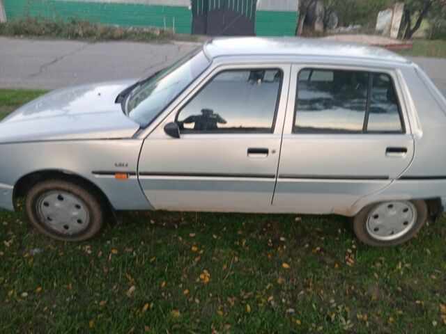 Серый ЗАЗ 1103 Славута, объемом двигателя 1.3 л и пробегом 300 тыс. км за 1200 $, фото 5 на Automoto.ua