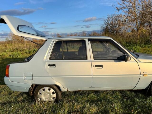 ЗАЗ 1103 Славута 2004 в Хмельницком на Automoto.ua Серый ЗАЗ 1103 Славута, объемом двигателя 1.2 л и пробегом 156 тыс. км за 902 $, фото 5 на Automoto.ua