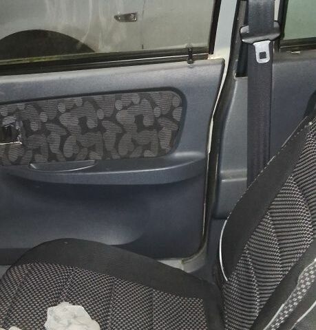 Сірий ЗАЗ 1103 Славута, об'ємом двигуна 1 л та пробігом 70 тис. км за 819 $, фото 2 на Automoto.ua