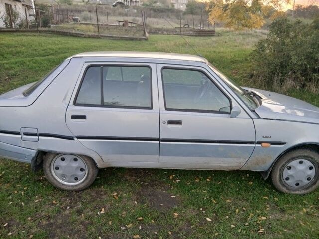 Серый ЗАЗ 1103 Славута, объемом двигателя 1.3 л и пробегом 300 тыс. км за 1200 $, фото 6 на Automoto.ua