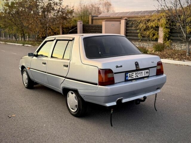 Серый ЗАЗ 1103 Славута, объемом двигателя 1.2 л и пробегом 115 тыс. км за 1200 $, фото 4 на Automoto.ua