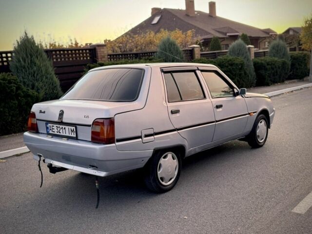 Серый ЗАЗ 1103 Славута, объемом двигателя 1.2 л и пробегом 115 тыс. км за 1200 $, фото 3 на Automoto.ua