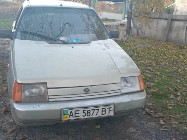 Серый ЗАЗ 1103 Славута, объемом двигателя 1.2 л и пробегом 130 тыс. км за 717 $, фото 3 на Automoto.ua