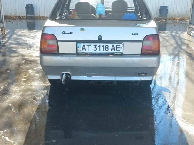 Серый ЗАЗ 1103 Славута, объемом двигателя 1 л и пробегом 12 тыс. км за 1050 $, фото 3 на Automoto.ua