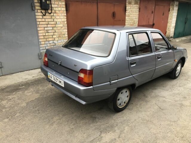 Серый ЗАЗ 1103 Славута, объемом двигателя 0 л и пробегом 8 тыс. км за 1900 $, фото 1 на Automoto.ua