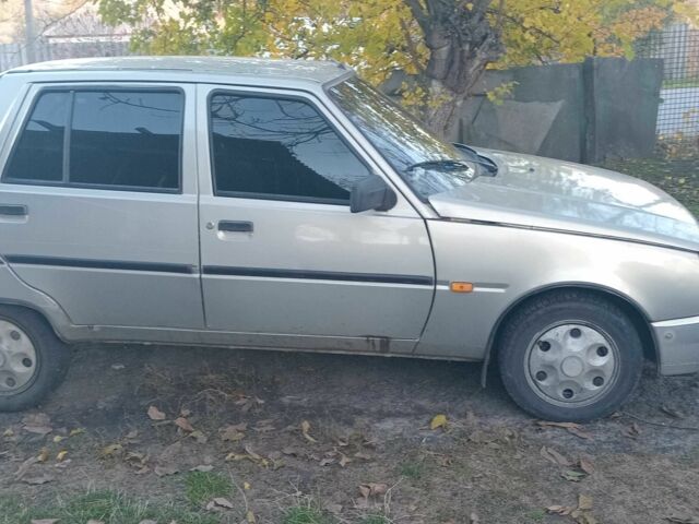 Серый ЗАЗ 1103 Славута, объемом двигателя 1.2 л и пробегом 130 тыс. км за 717 $, фото 1 на Automoto.ua