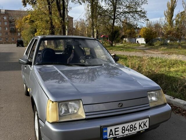 Серый ЗАЗ 1103 Славута, объемом двигателя 1.2 л и пробегом 145 тыс. км за 1300 $, фото 1 на Automoto.ua