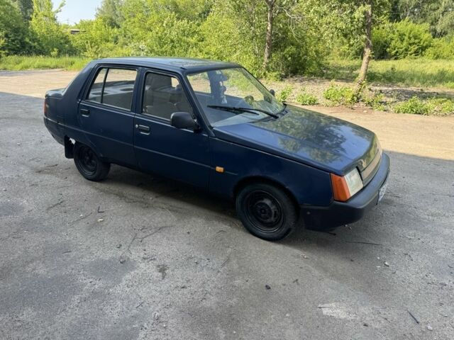 Серый ЗАЗ 1103 Славута, объемом двигателя 2.9 л и пробегом 150 тыс. км за 700 $, фото 1 на Automoto.ua